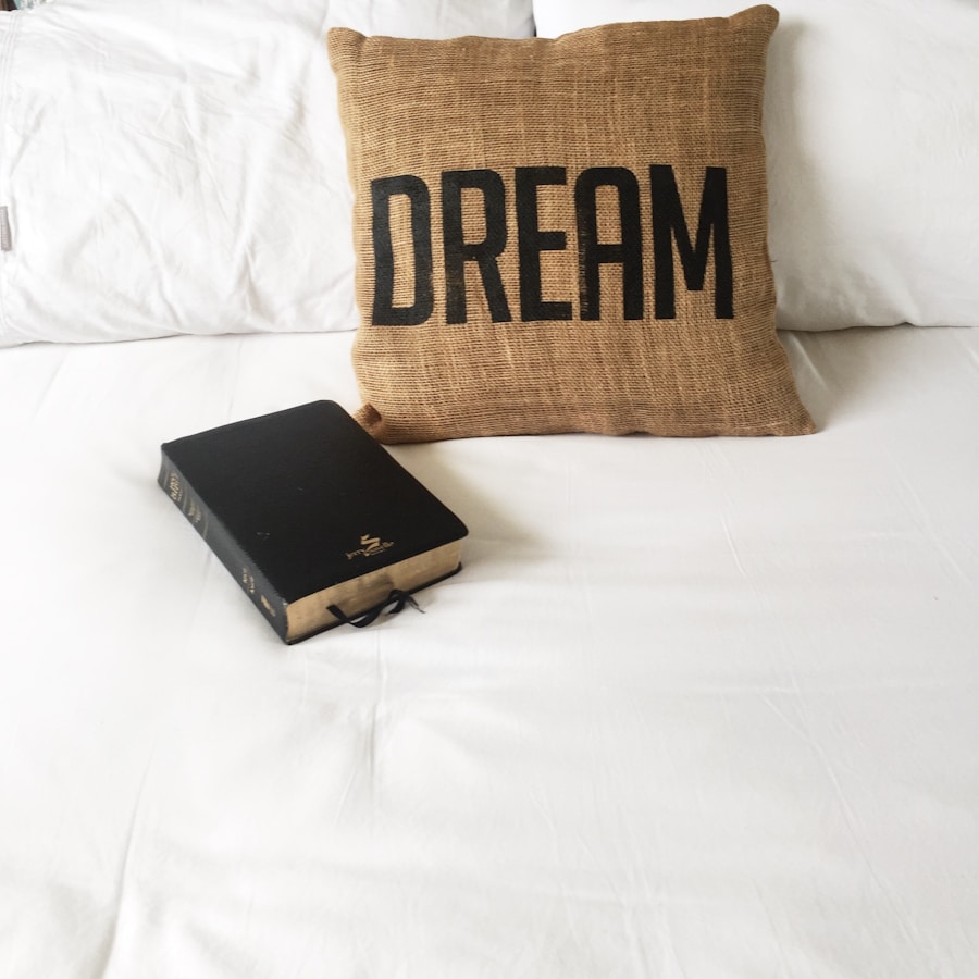Photo "Biblical meaning of husband cheating in dreams"
